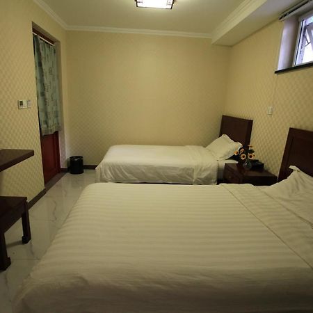 Zhantan Courtyard Hotel Beijing Bagian luar foto