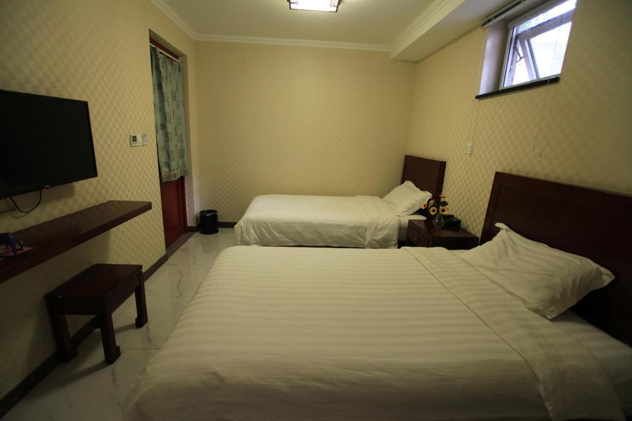 Zhantan Courtyard Hotel Beijing Bagian luar foto